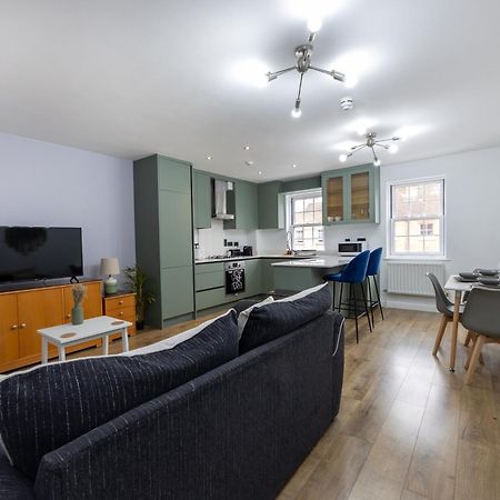 Apartament Stunning 3Br, Free Parking, Near Town Center, Long Term Discoun Reading Zewnętrze zdjęcie