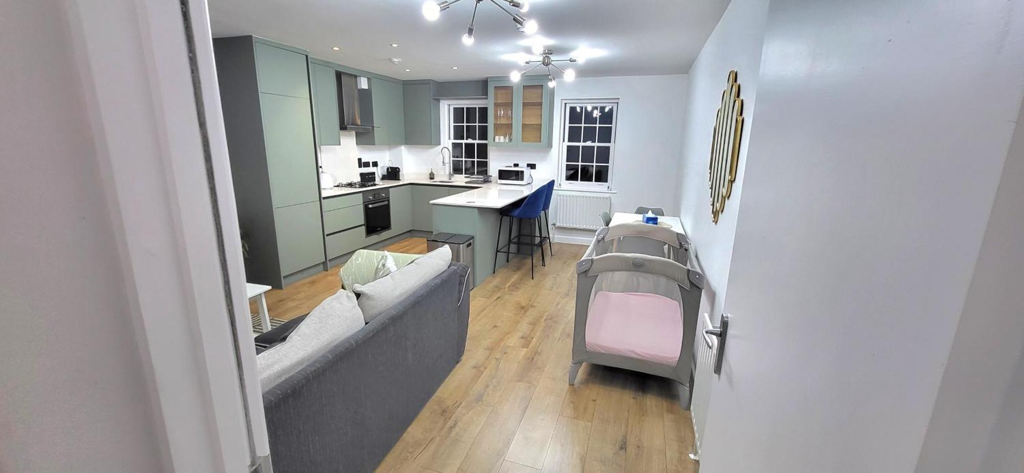 Apartament Stunning 3Br, Free Parking, Near Town Center, Long Term Discoun Reading Zewnętrze zdjęcie